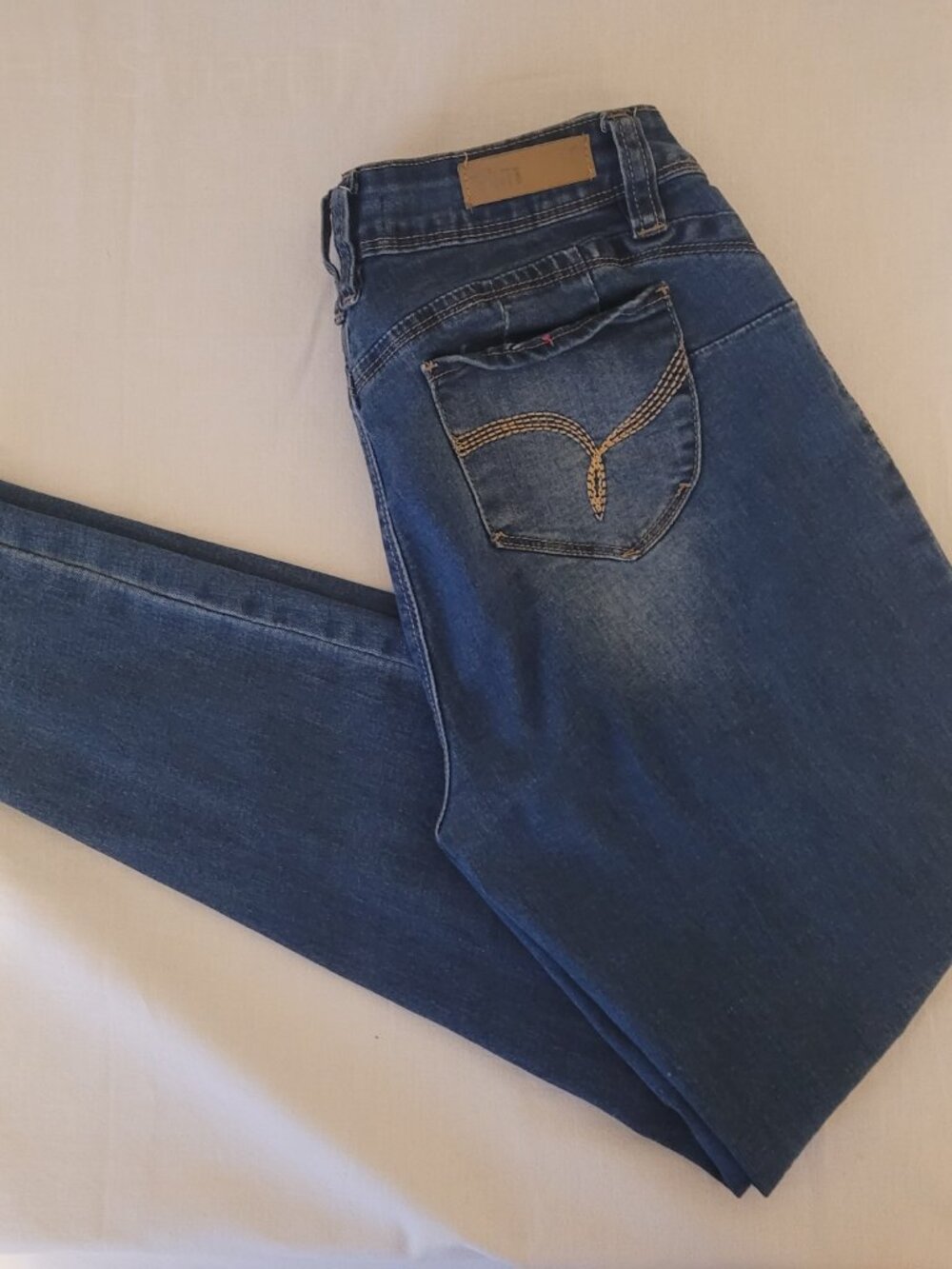 Blue Jeans YMI Size 9 Midrise Skinny
